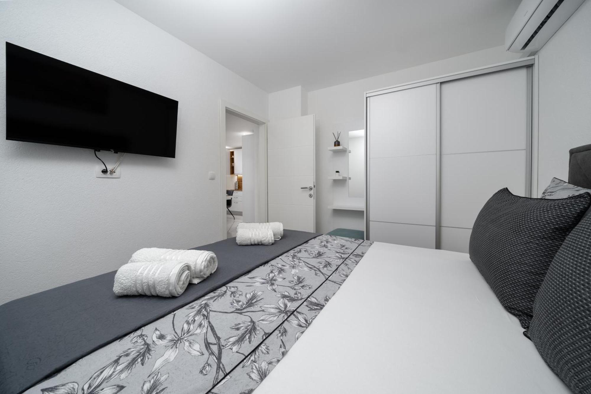 Apartmani Marivo Baška Voda Екстериор снимка