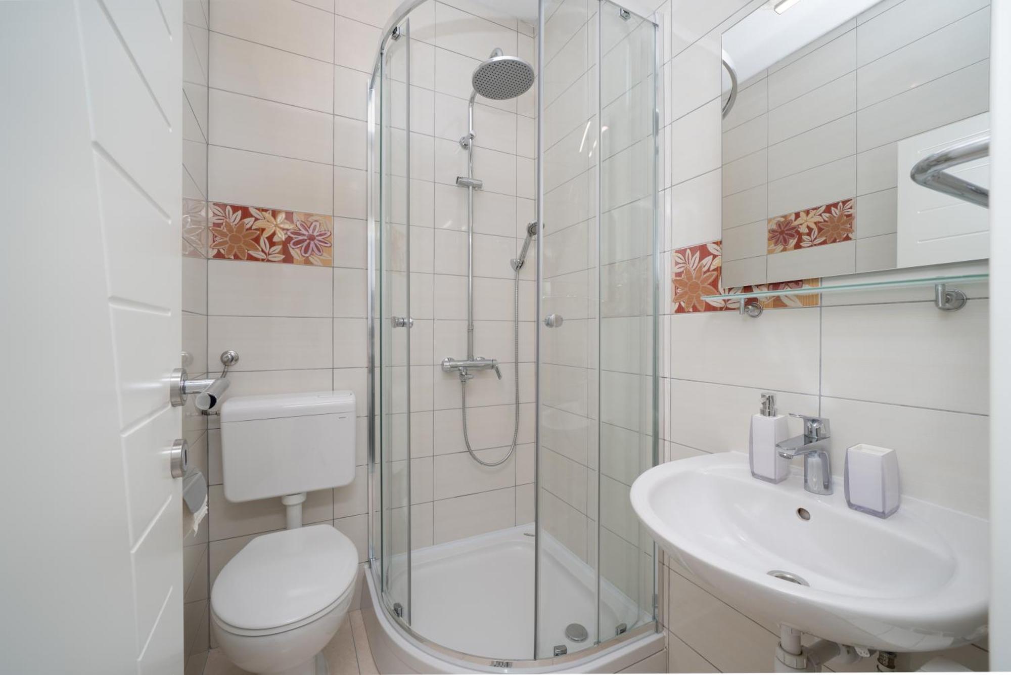 Apartmani Marivo Baška Voda Екстериор снимка
